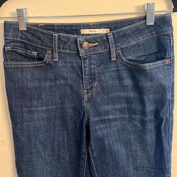 Levi’s 712 Slim Fit Jean - Picture 2 of 8